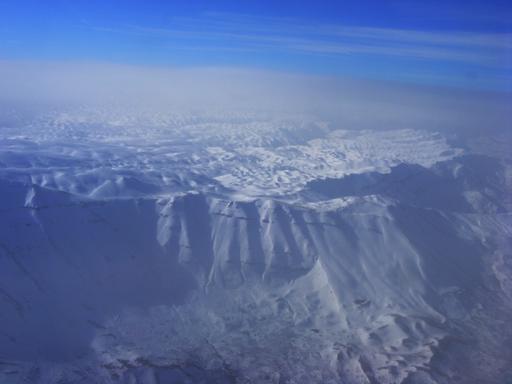 Snow cover on the Cretaceous plateau