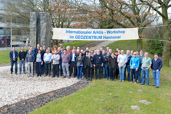 Teilnehmer des internationalen Arktis-Workshops im GEOZENTRUM Hannover