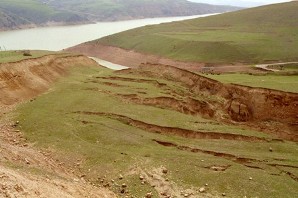 Mass movement in the area of a water reservoir in Uzbekistan