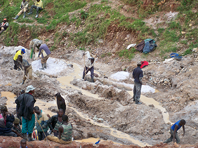 Coltan Mine Bibatama in Nord-Kivu